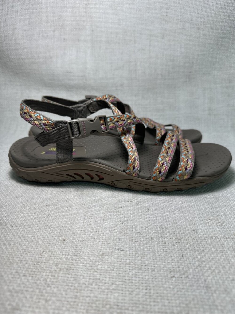 Skechers Womens Reggae Dream Weaver Taupe Multi Size 12 Sandals Summer Beach - Picture 3 of 5